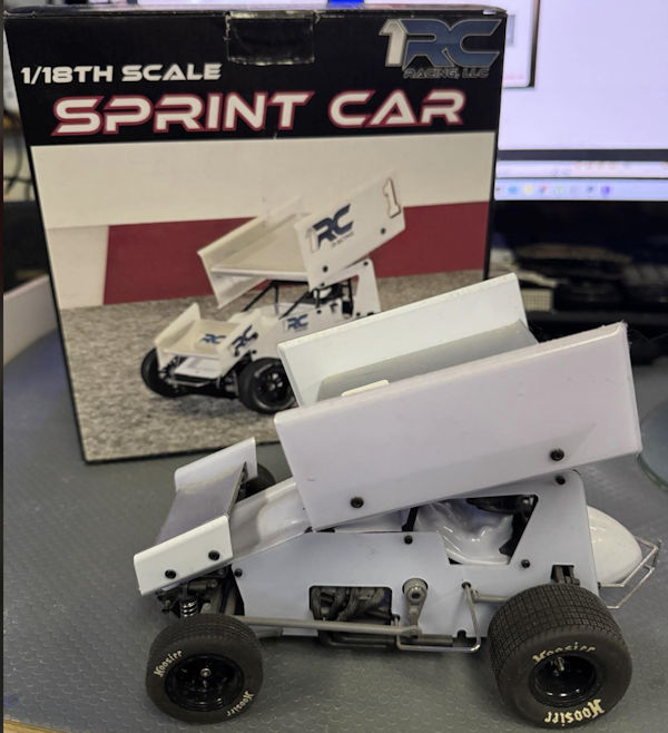 1RC-Sprwht-  1:18 scale 1RC Sprint (white)