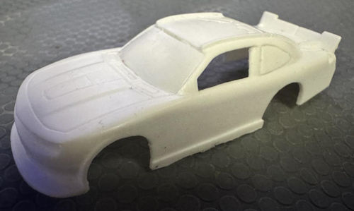 2018CamaroW 2018 Chevy Camaro White 1:64 Scale