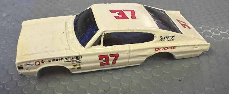 HC-1047 #37 Don Tarr 66 Dodge Charger 1:64 scale